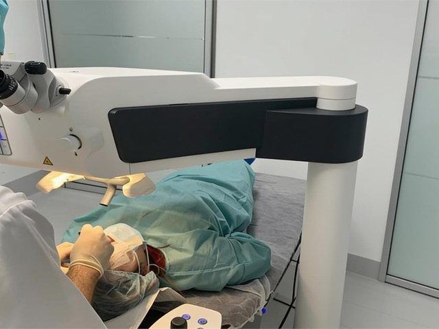 Cirugía refractiva para corregir la miopía en Pontevedra